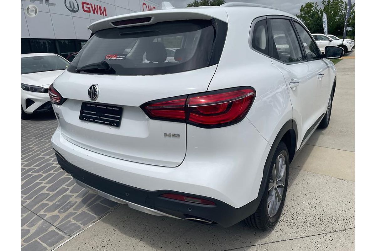 2022 MG HS Vibe SAS23