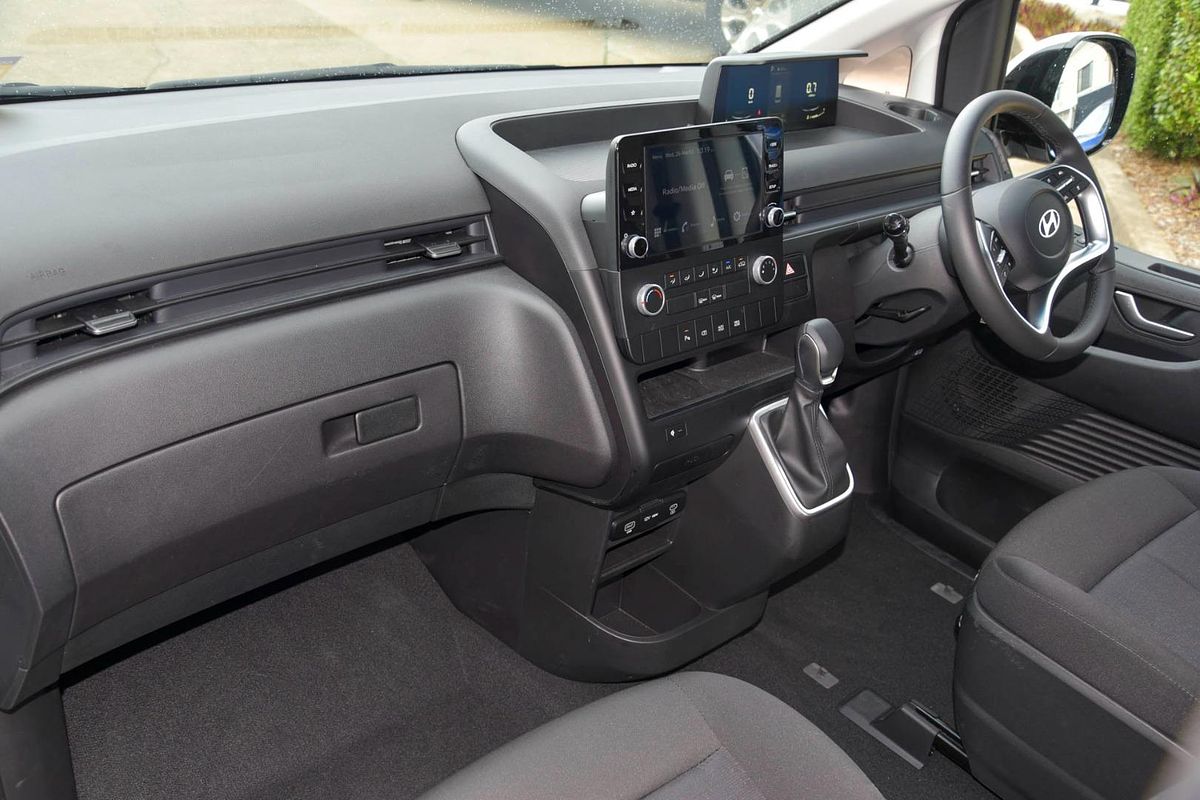 2024 Hyundai STARIA LOAD US4.V3