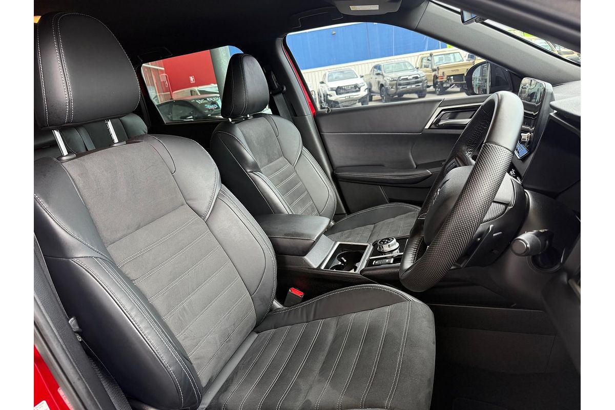 2023 Mitsubishi Outlander LS Black Edition ZM