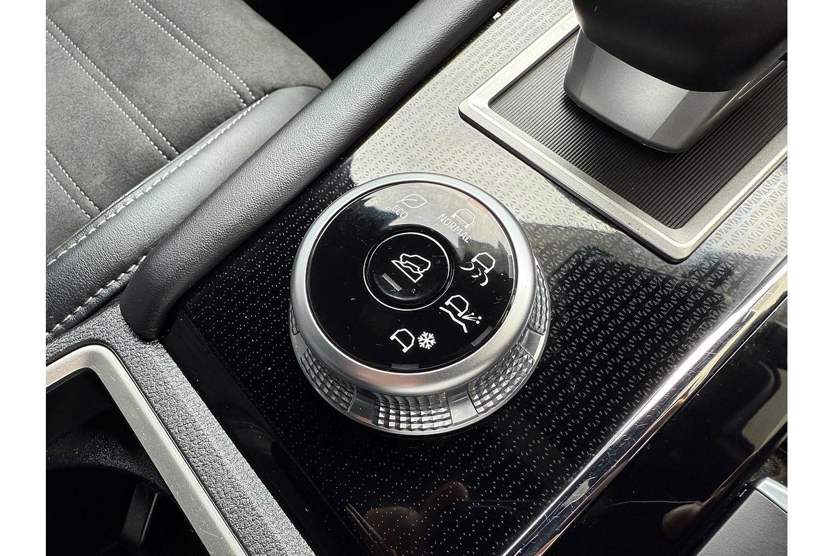 2023 Mitsubishi Outlander LS Black Edition ZM