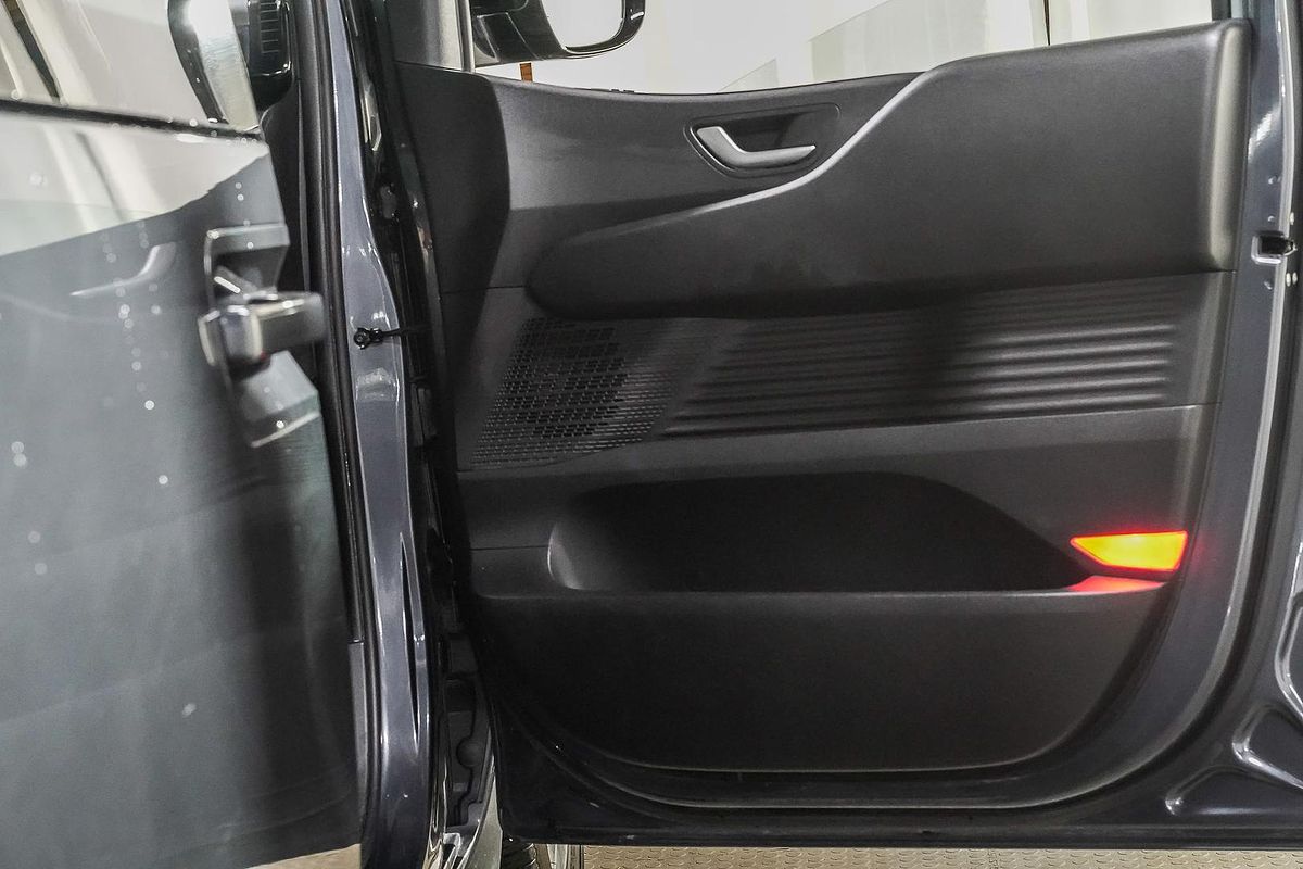 2021 Hyundai STARIA US4.V1