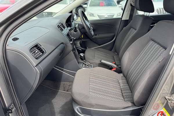 2015 Volkswagen Polo 66TSI Trendline 6R