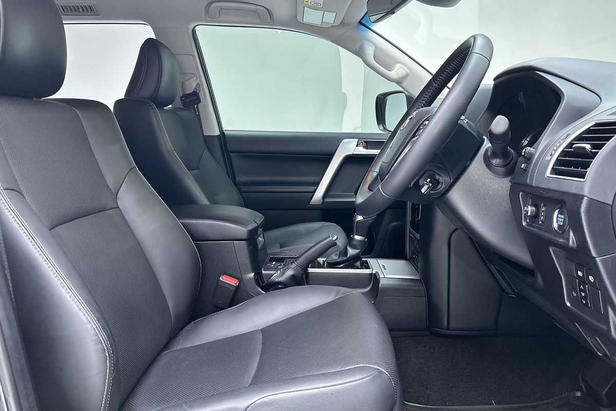 2023 Toyota Landcruiser Prado VX GDJ150R