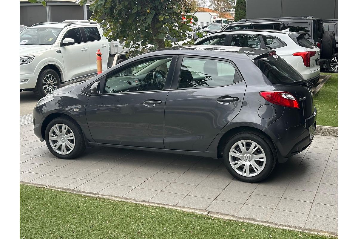 2013 Mazda 2 Neo DE Series 2