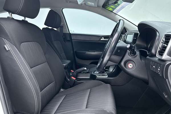 2020 Kia Sportage S QL
