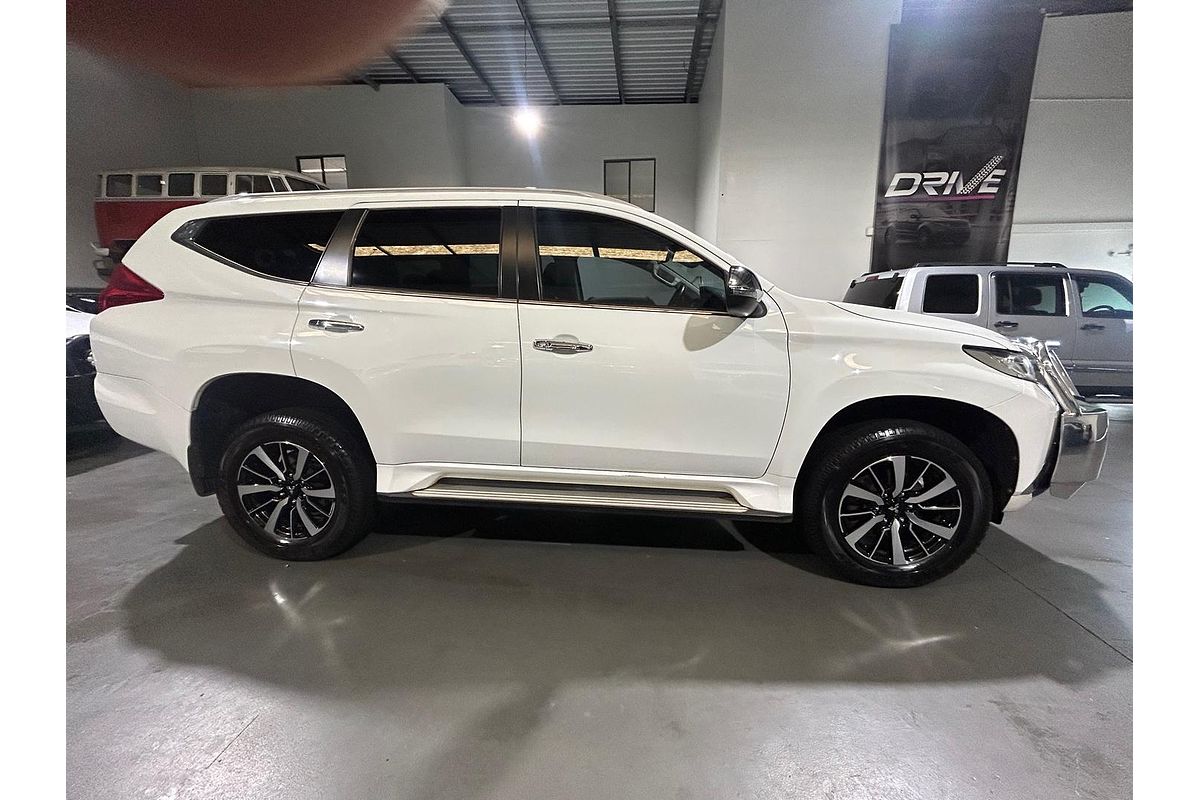2016 Mitsubishi Pajero Sport GLS QE