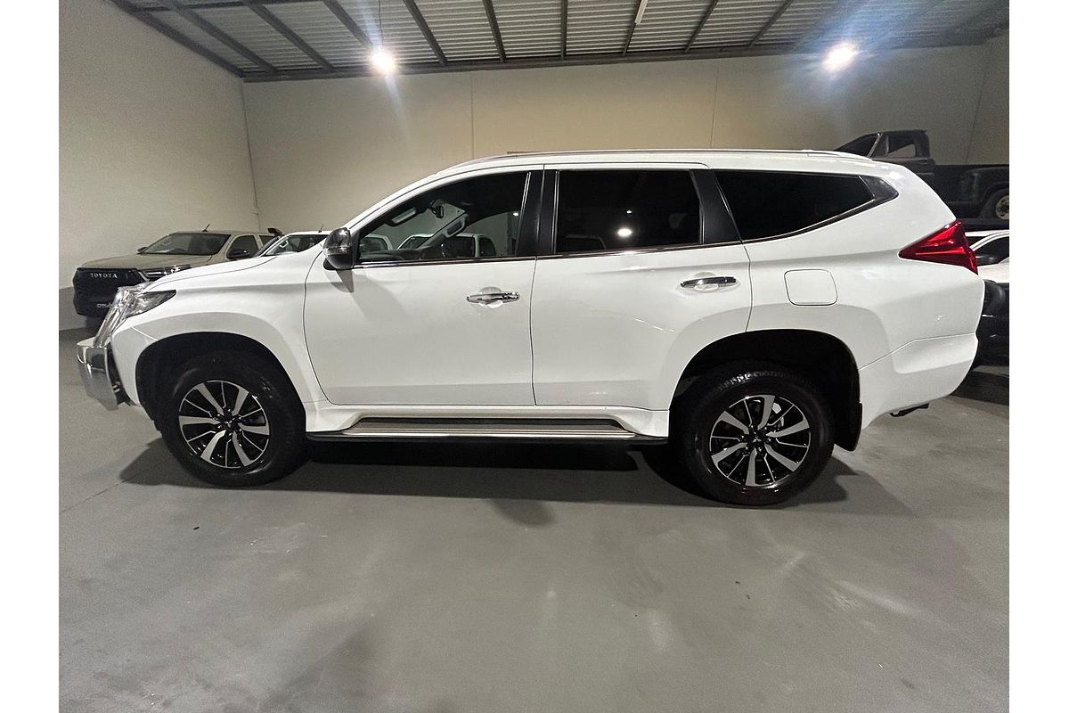 2016 Mitsubishi Pajero Sport GLS QE