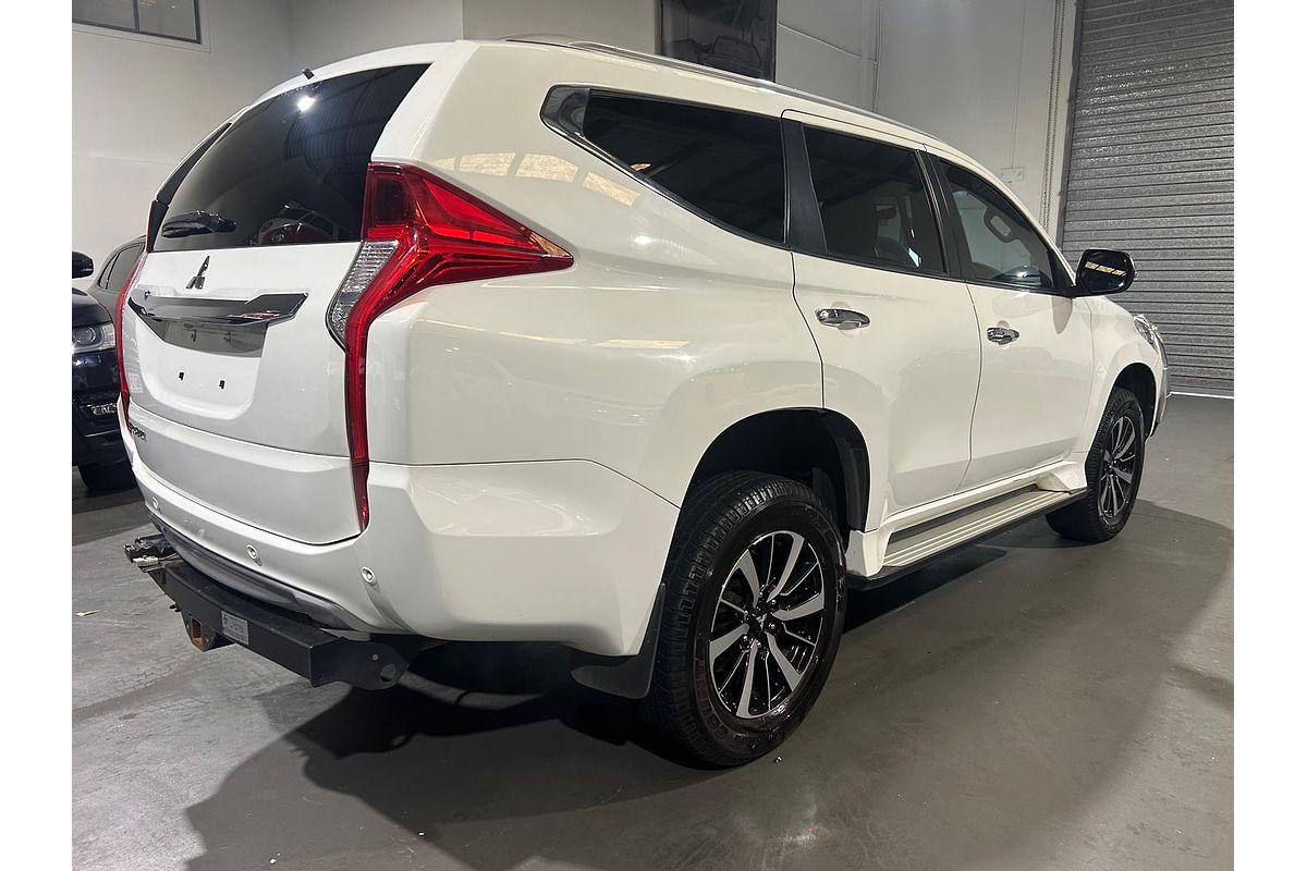 2016 Mitsubishi Pajero Sport GLS QE