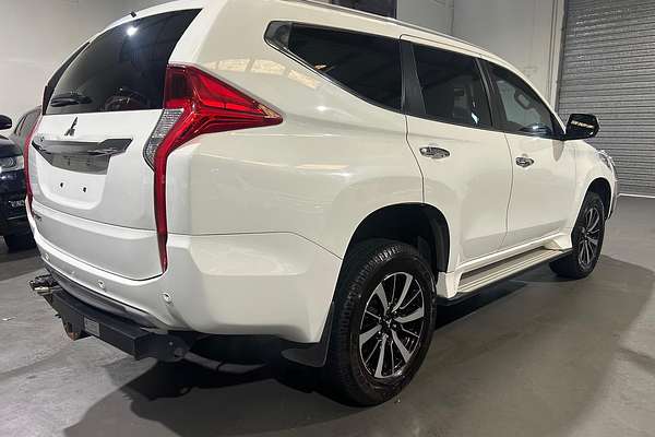 2016 Mitsubishi Pajero Sport GLS QE