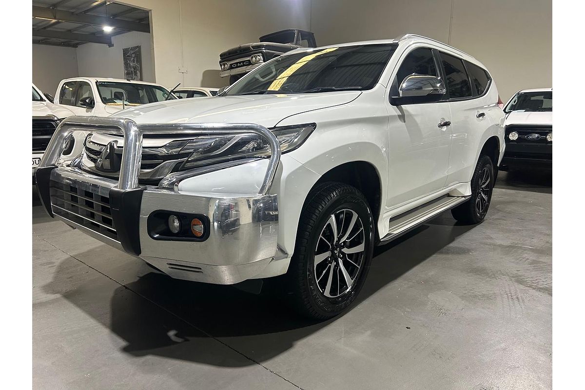 2016 Mitsubishi Pajero Sport GLS QE