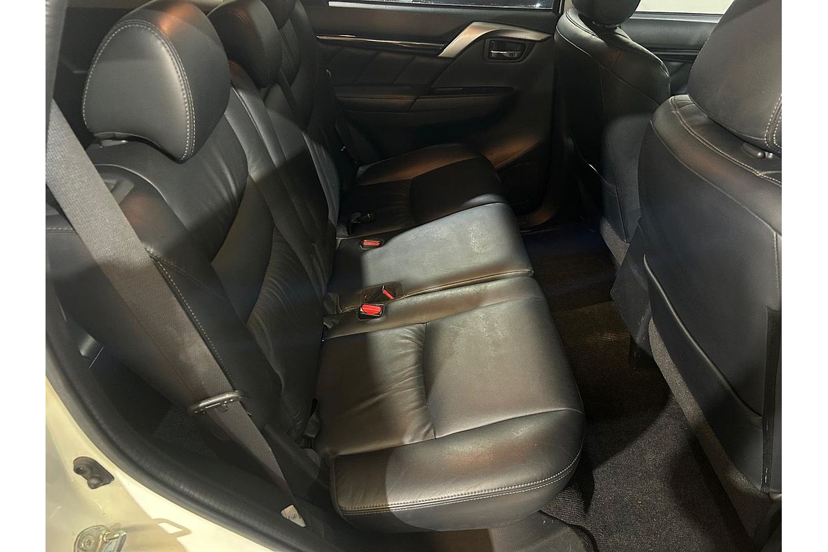 2016 Mitsubishi Pajero Sport GLS QE