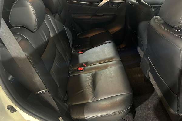 2016 Mitsubishi Pajero Sport GLS QE