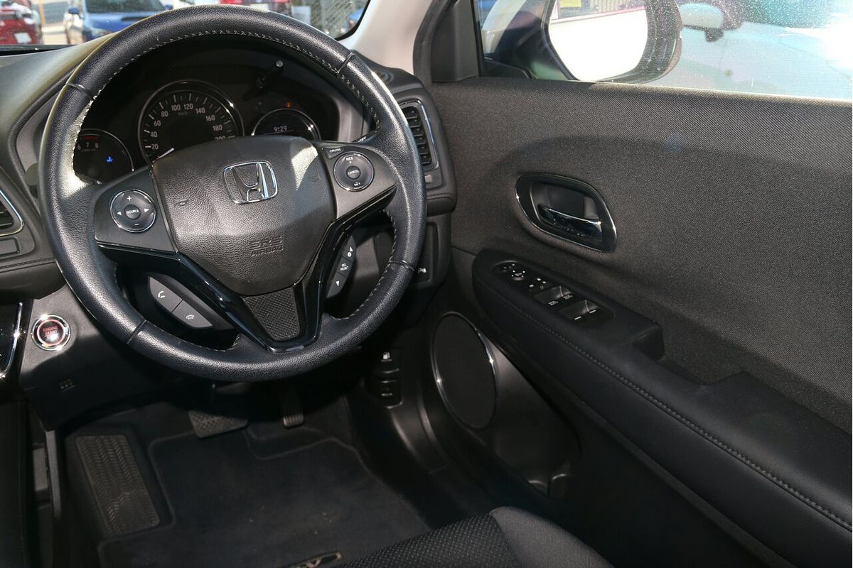 2019 Honda HR-V VTi-S