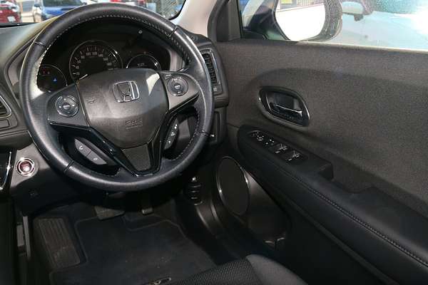 2019 Honda HR-V VTi-S