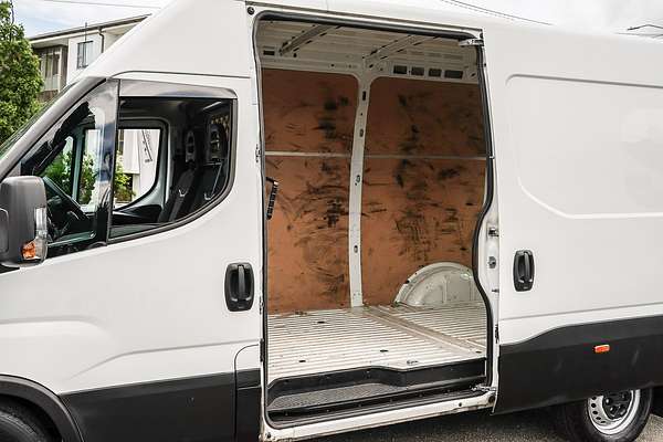 2022 Iveco Daily 35S14V