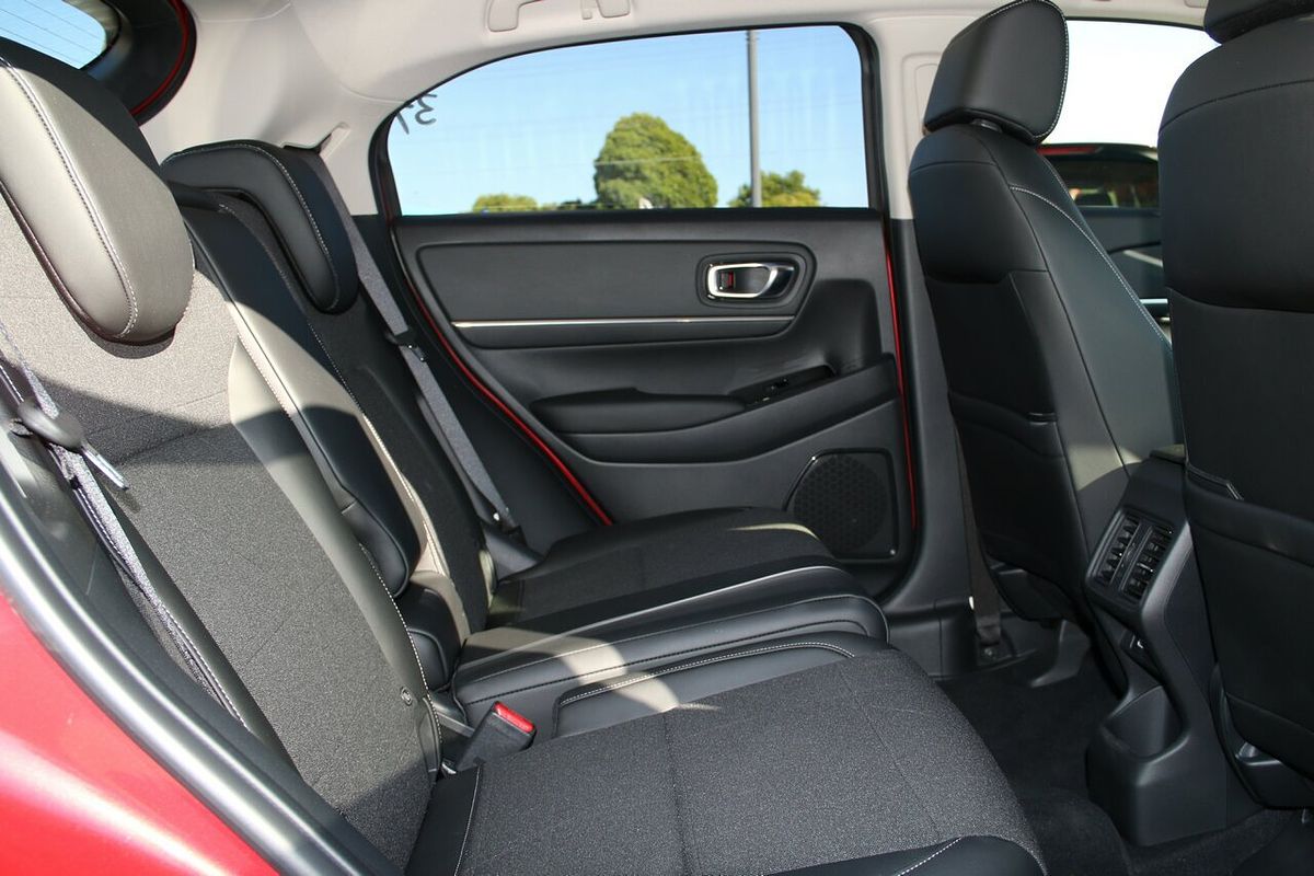 2023 Honda HR-V e:HEV L