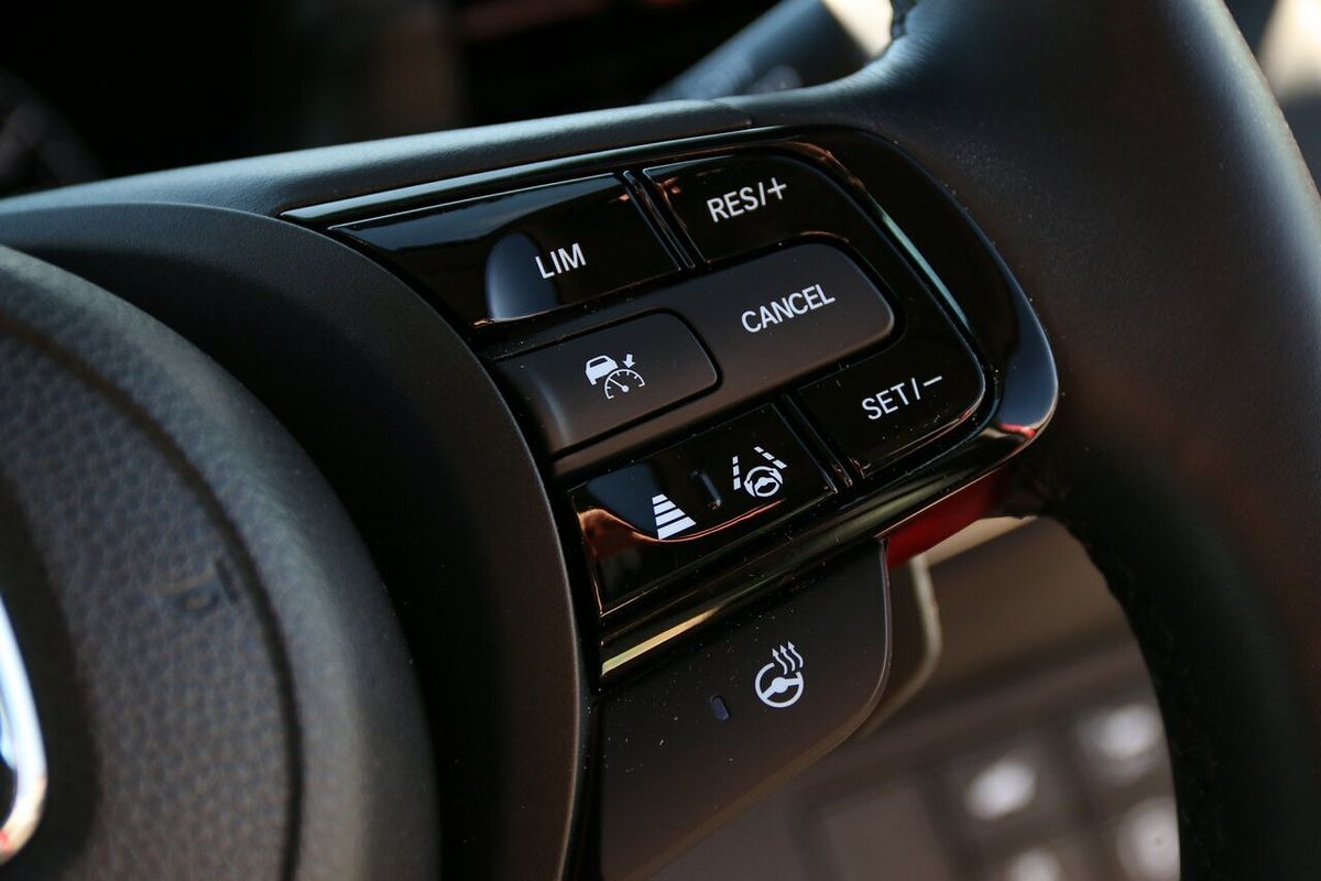 2023 Honda HR-V e:HEV L