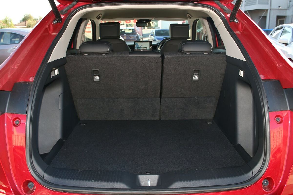 2023 Honda HR-V e:HEV L
