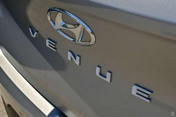 2025 Hyundai Venue Elite QX.V5