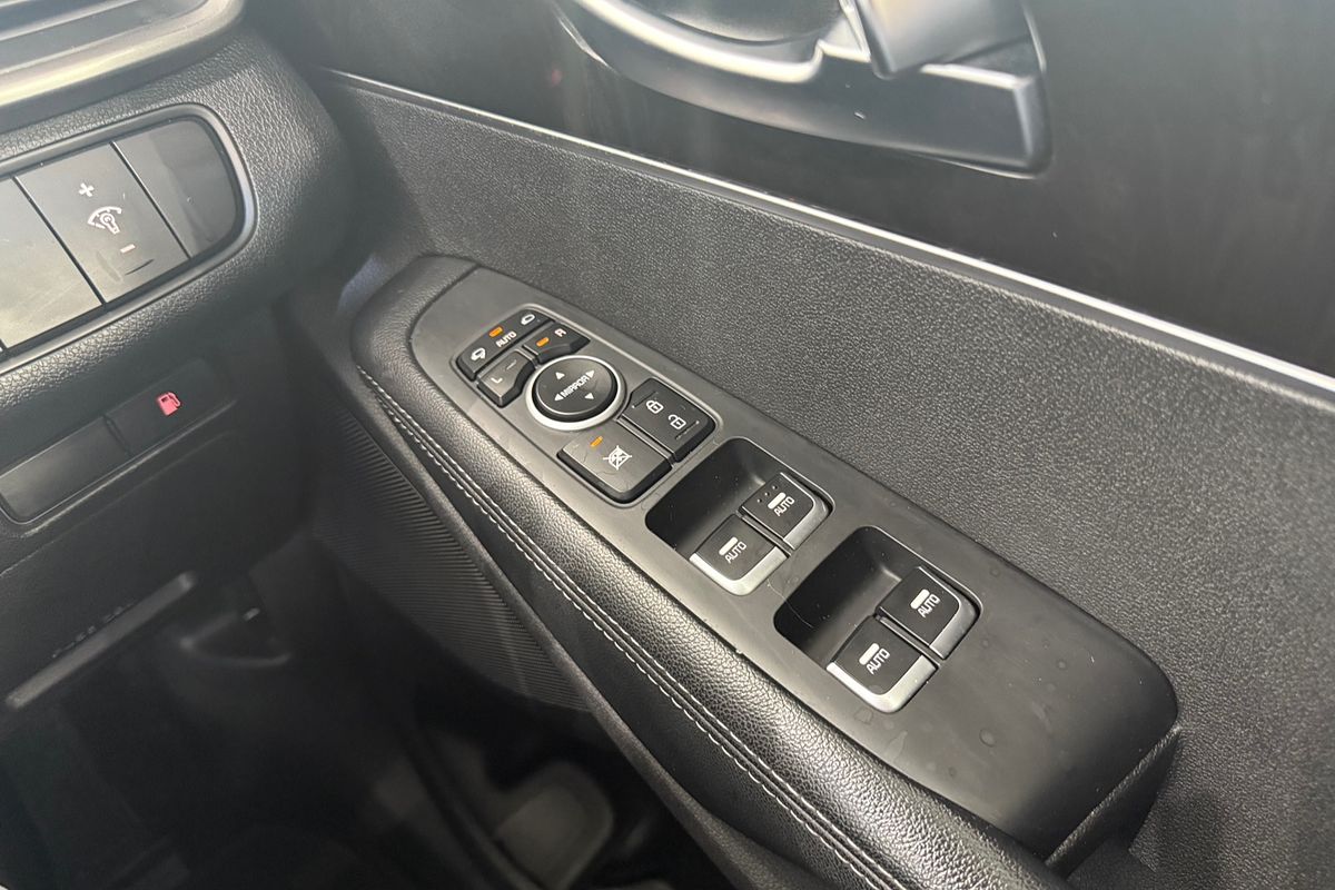 2016 Kia Sorento Si UM