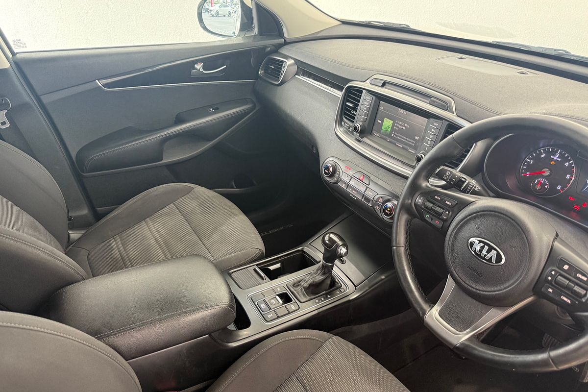 2016 Kia Sorento Si UM