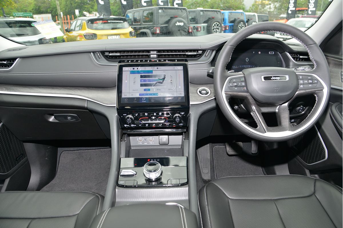 2023 Jeep Grand Cherokee Limited WL