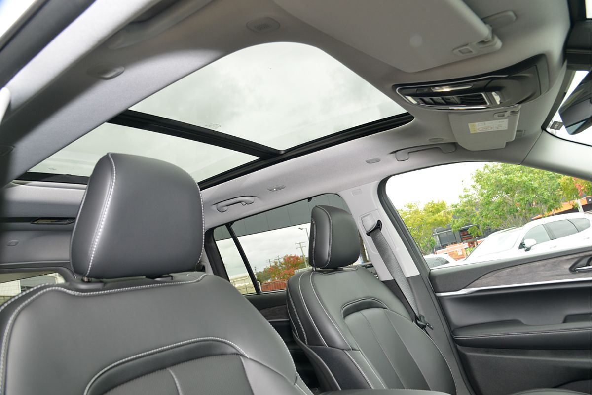 2023 Jeep Grand Cherokee Limited WL