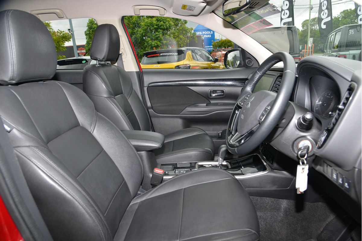 2021 Mitsubishi Outlander ES ZL