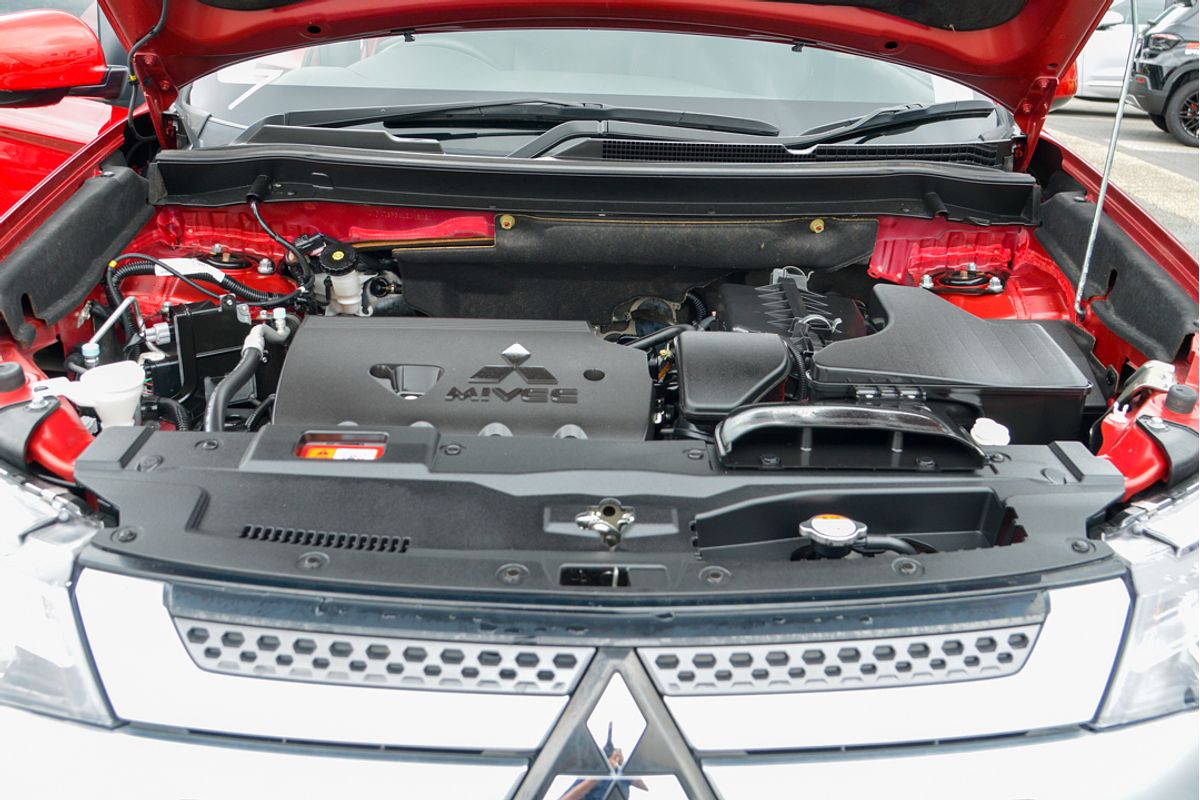 2021 Mitsubishi Outlander ES ZL
