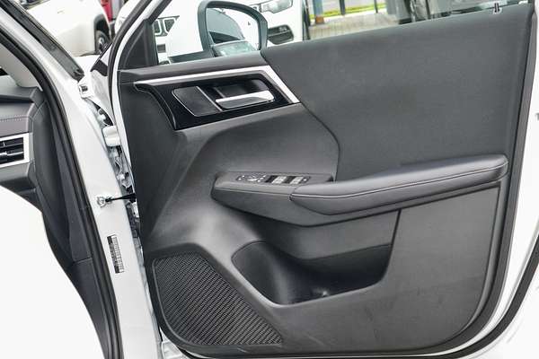 2024 Mitsubishi Outlander LS ZM