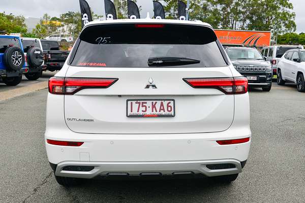 2024 Mitsubishi Outlander LS ZM