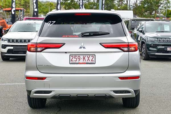 2024 Mitsubishi Outlander LS ZM