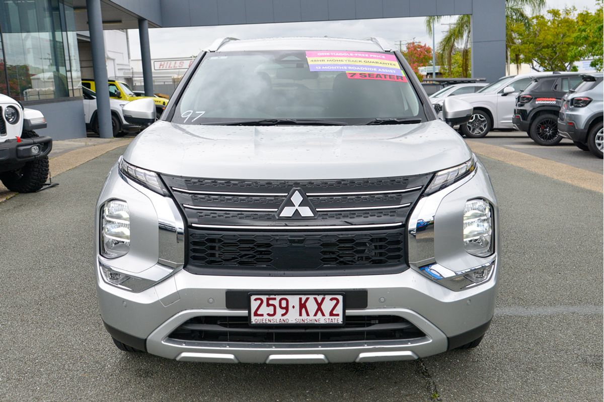 2024 Mitsubishi Outlander LS ZM