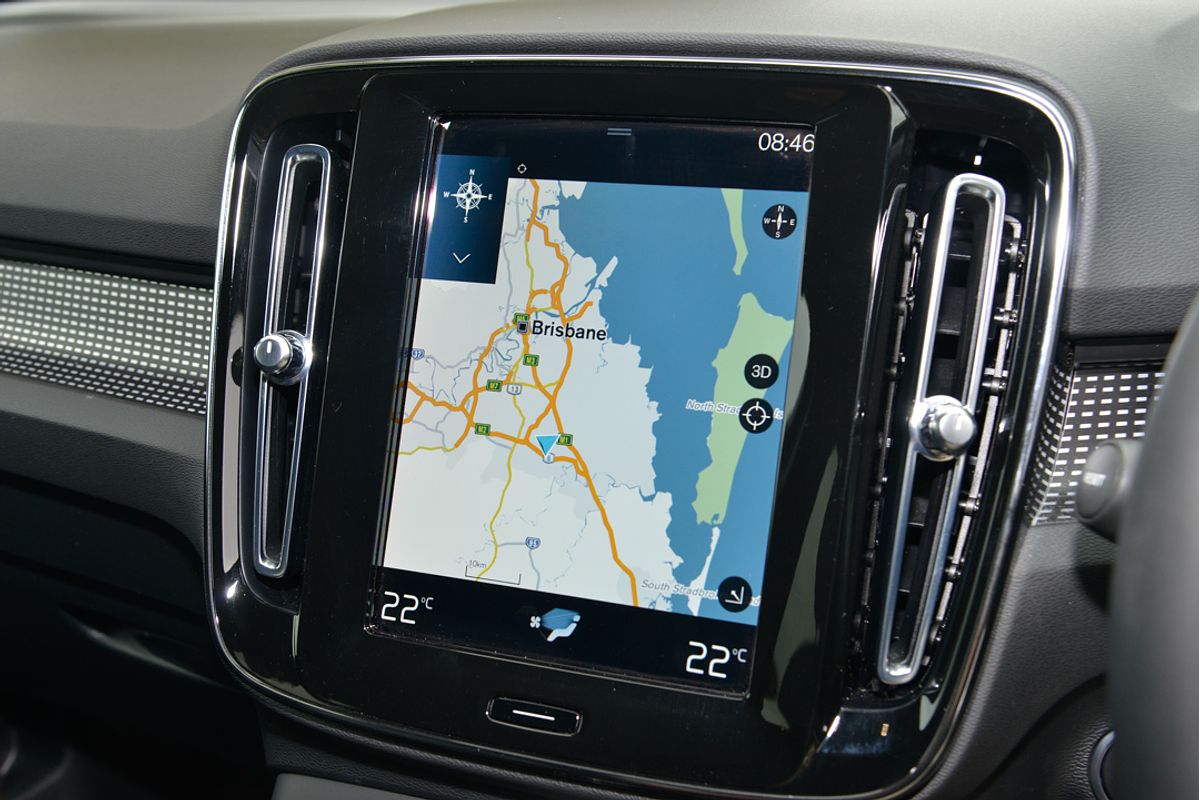2022 Volvo XC40 T5 R-Design