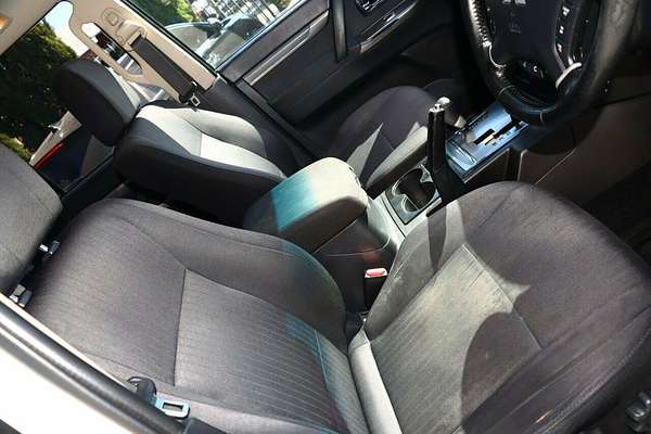 2016 Mitsubishi Pajero GLX NX