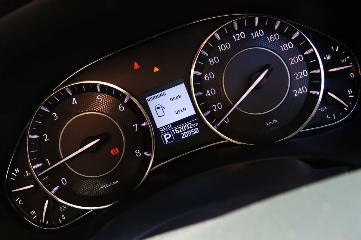 2016 Nissan Patrol Ti Y62