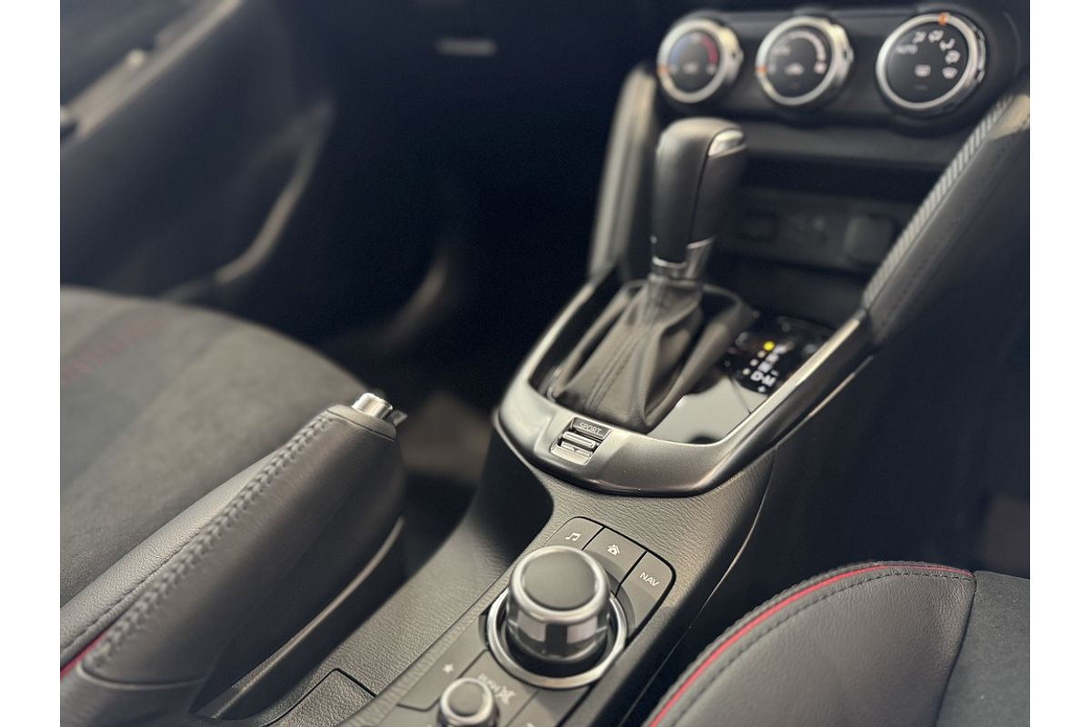 T 6AUTO HATCH G15 GT