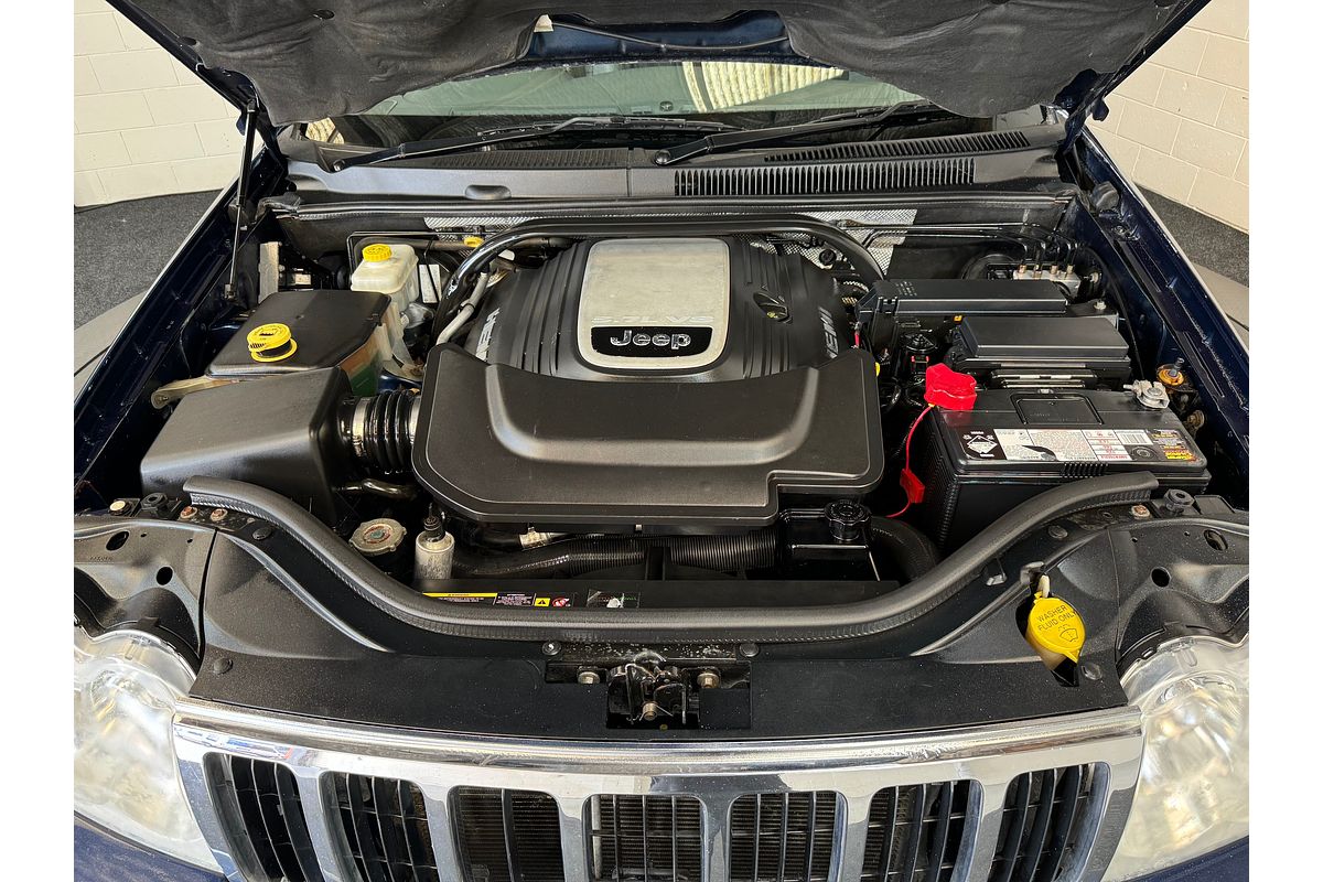 2005 Jeep GRAND CHEROKEE LTD 5.7L V8