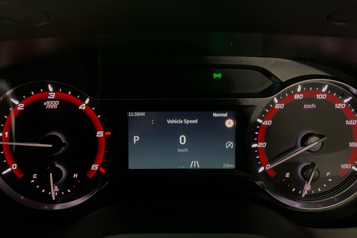 2024 LDV Deliver 7 SWB