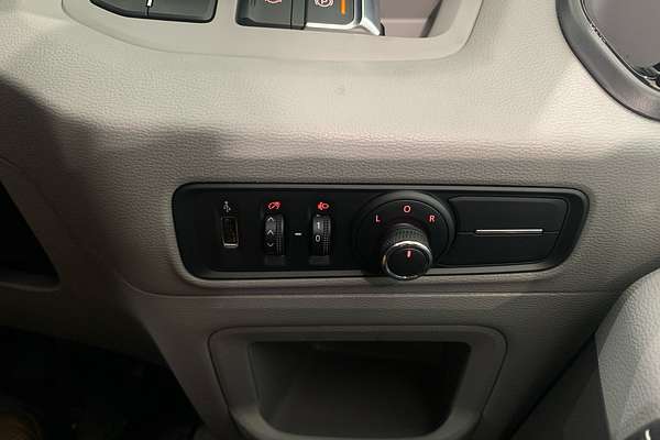 2024 LDV Deliver 7 SWB