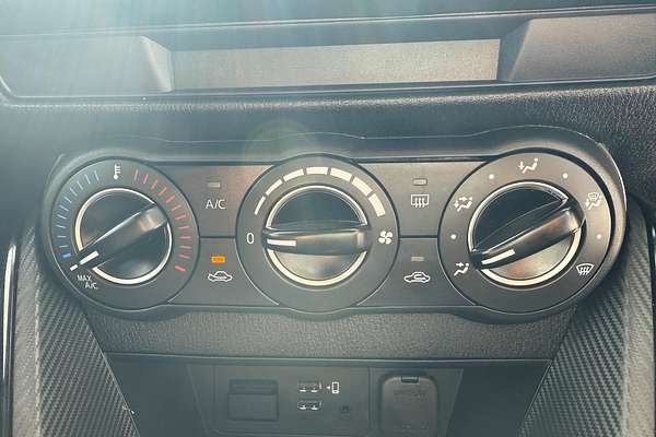 2022 Mazda 2 G15 Pure DJ Series