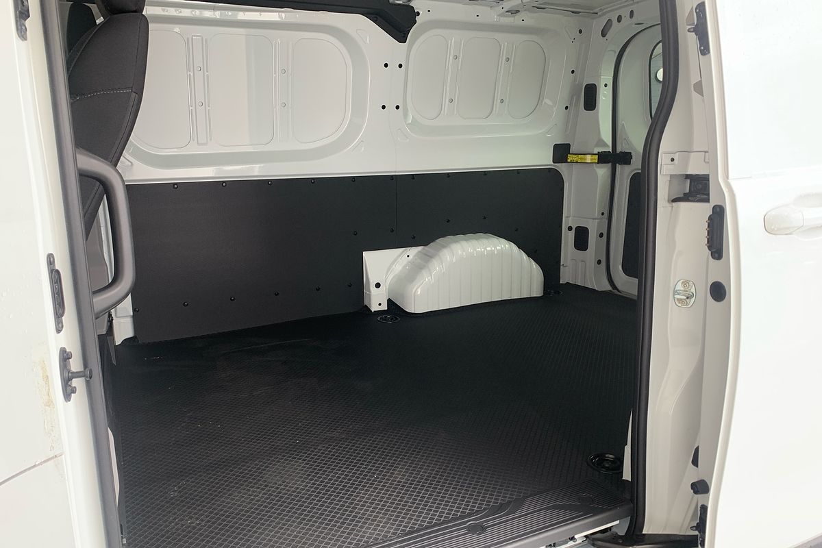2024 LDV Deliver 7 SWB