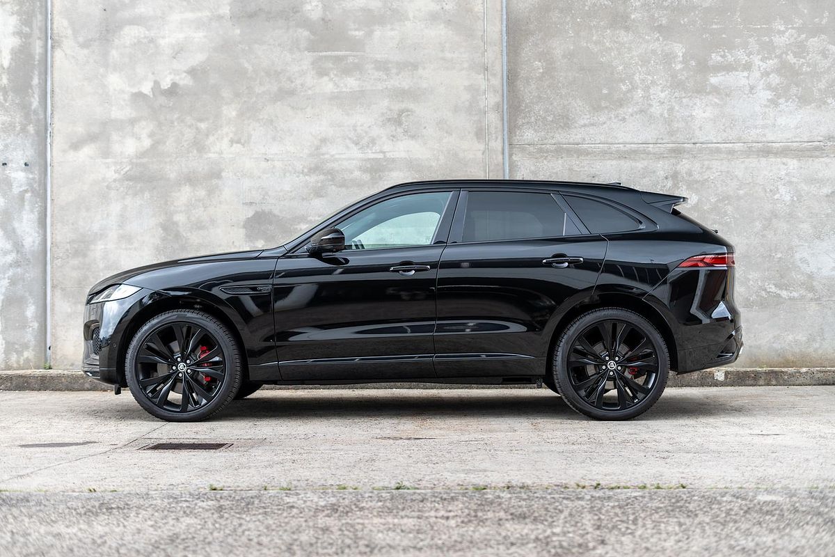 2023 Jaguar F-PACE D300 R-Dynamic SE X761