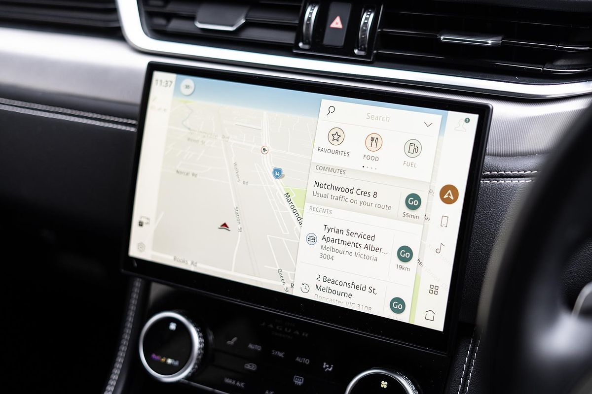 2023 Jaguar F-PACE D300 R-Dynamic SE X761