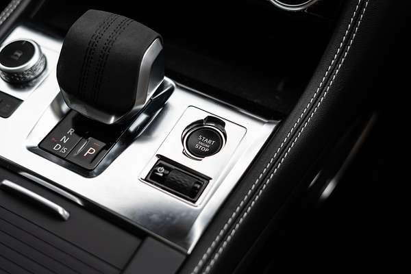 2023 Jaguar F-PACE D300 R-Dynamic SE X761