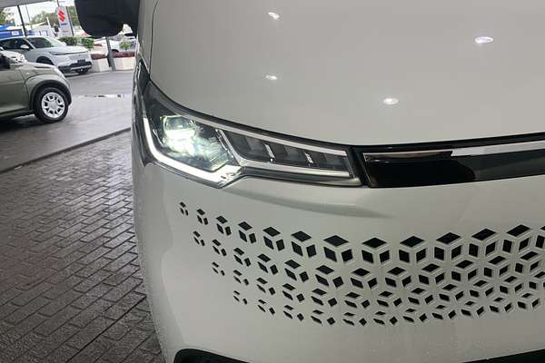 2024 LDV Deliver 7 SWB