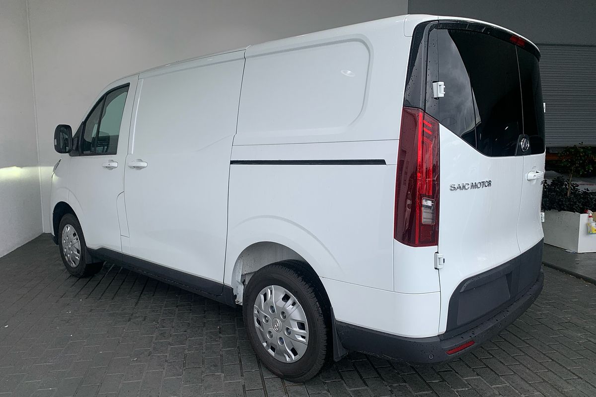 2024 LDV Deliver 7 SWB