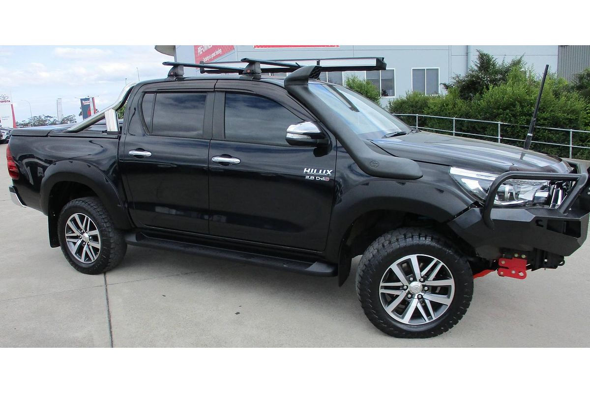 2016 Toyota Hilux SR5 GUN126R