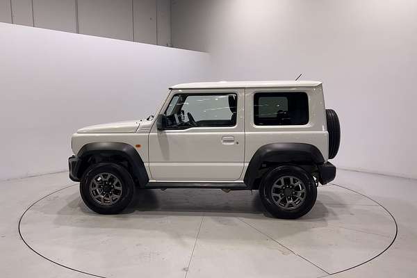 2022 Suzuki Jimny GJ