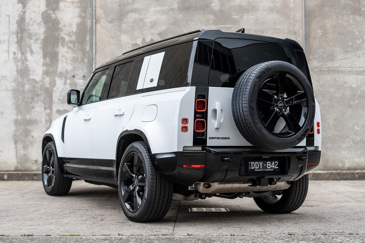2024 Land Rover Defender 110 P400e X-Dynamic HSE L663